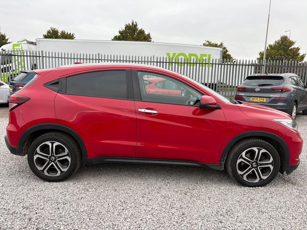 Used Honda HR-V 2018 for sale - 76240166: Photo 1