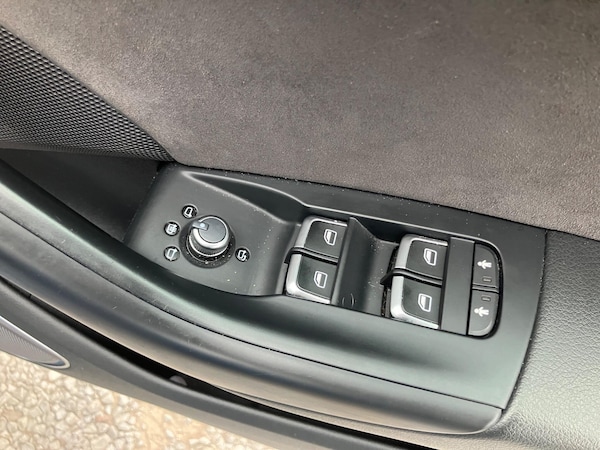 Used Audi Q3 2017 for sale - 76259927: Photo 27