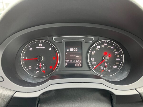 Used Audi Q3 2017 for sale - 76259927: Photo 30