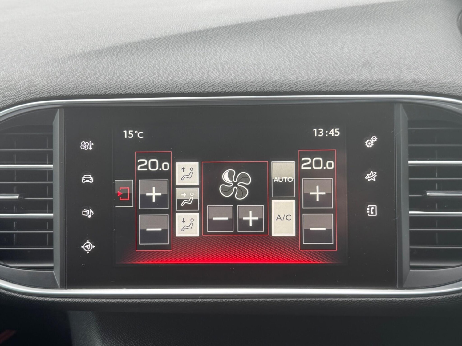 Used Peugeot 308 2017 for sale - 76424743: Photo 18