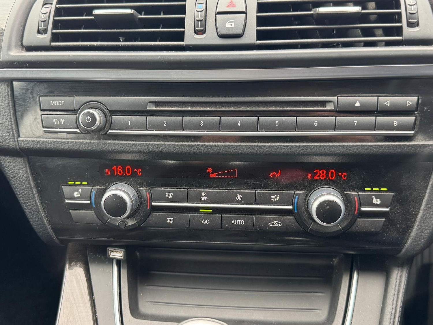 Used BMW 5 Series 2014 for sale - 76270911: Photo 28