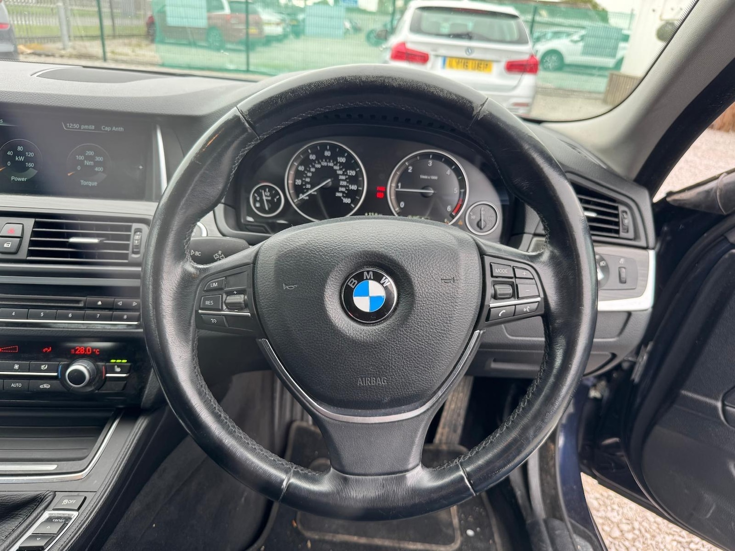 Used BMW 5 Series 2014 for sale - 76270911: Photo 43
