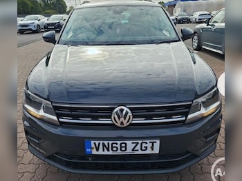 Volkswagen - Tiguan