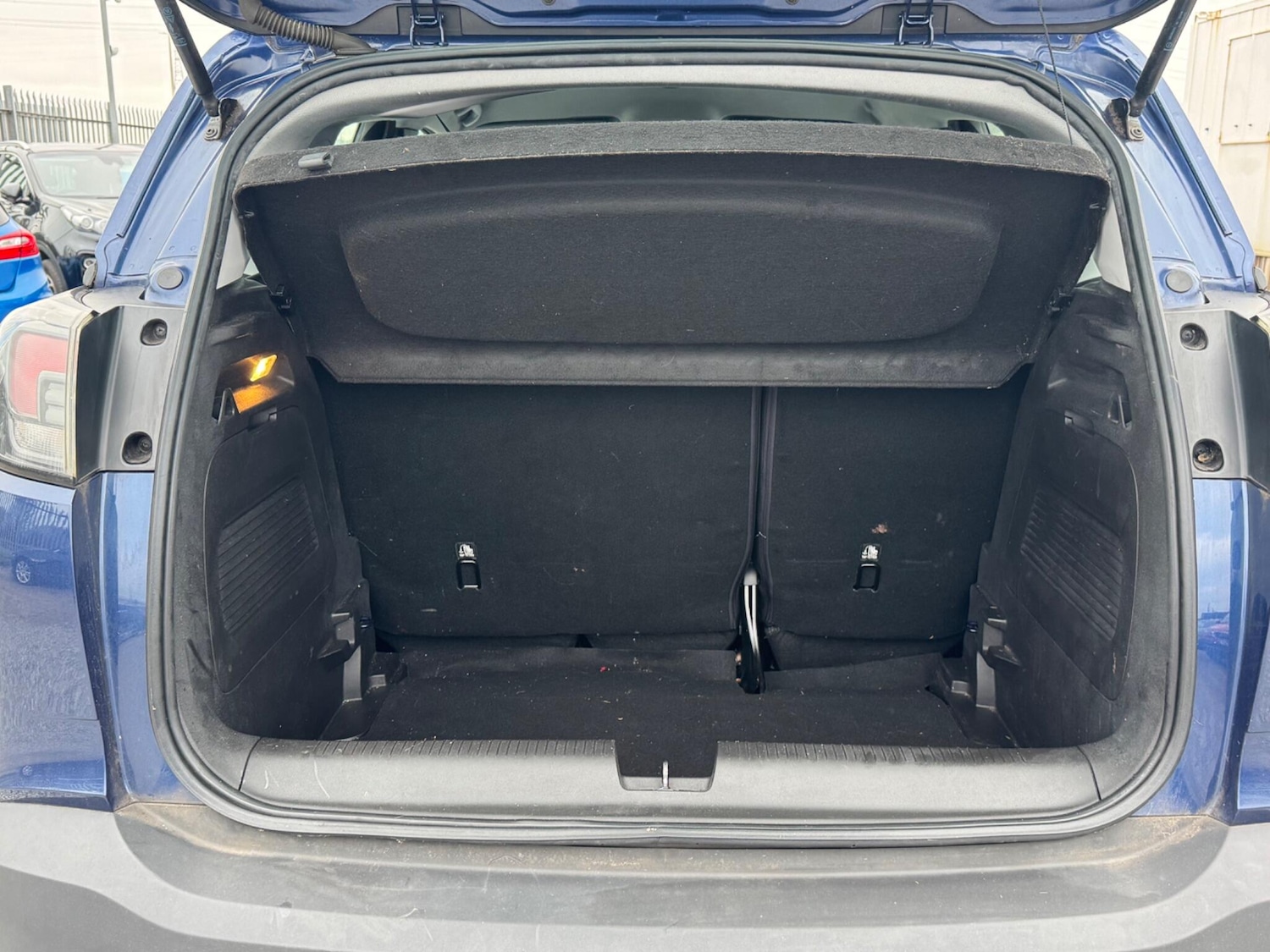 Used Vauxhall Crossland 2022 for sale - 77067250: Photo 8