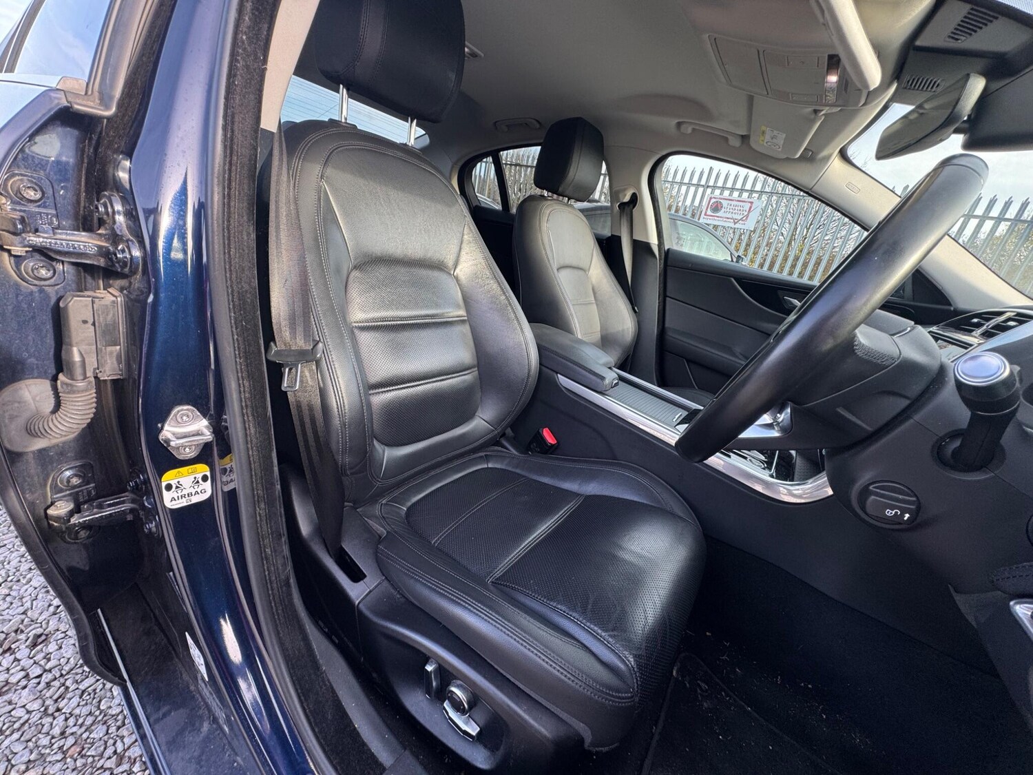 Used Jaguar XE 2020 for sale - 76537622: Photo 17