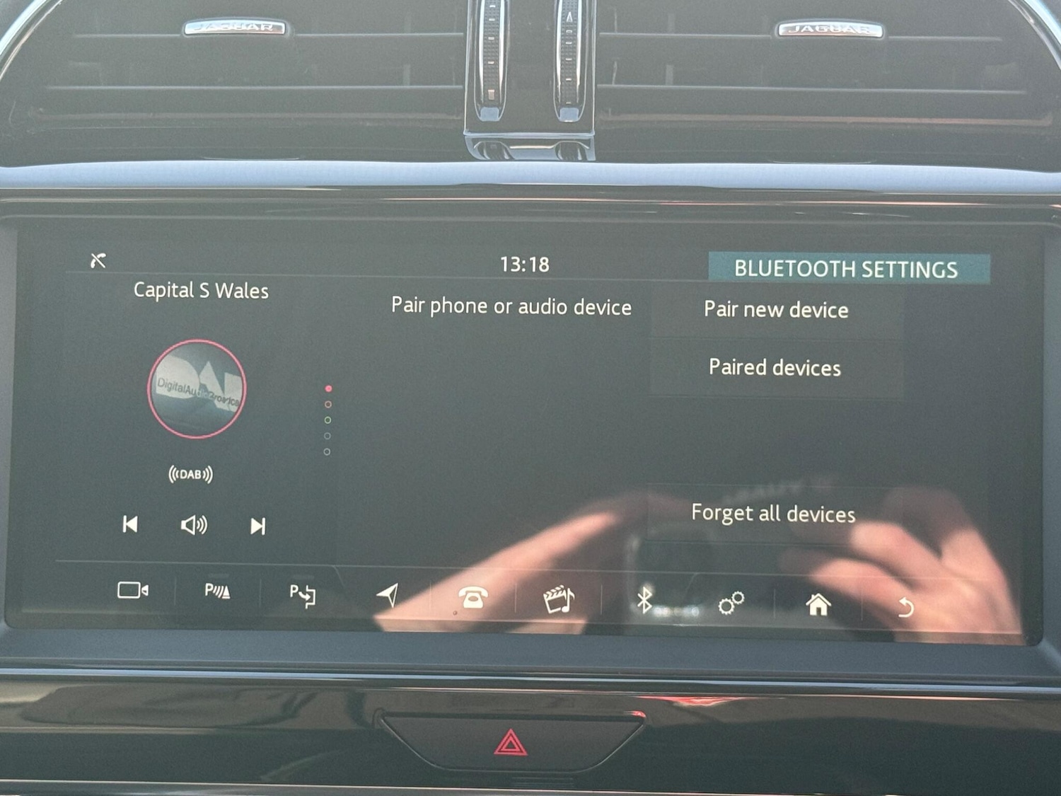 Used Jaguar XE 2020 for sale - 76537622: Photo 43