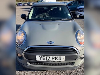 Used MINI Hatch 2017 for sale - 76633297: Photo