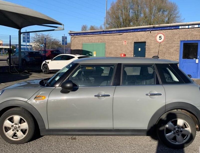 Used MINI Hatch 2017 for sale - 76633297: Photo 3