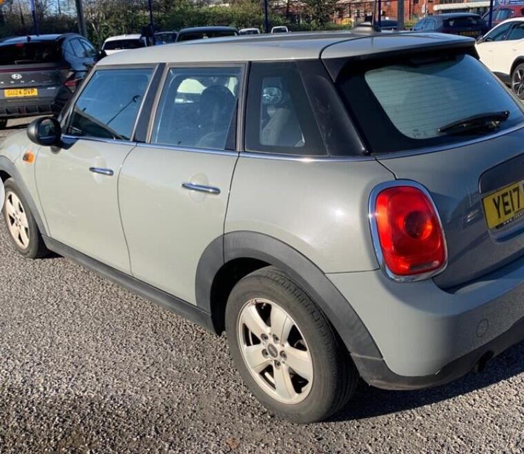 Used MINI Hatch 2017 for sale - 76633297: Photo 4