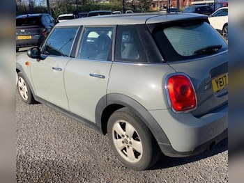 Used MINI Hatch 2017 for sale - 76633297: Photo