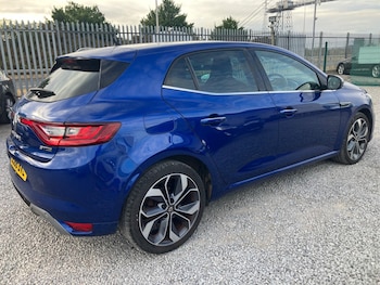 Used Renault Megane 2018 for sale - 79576780: Photo