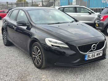 Used Volvo V40 2016 for sale - 79831679: Photo