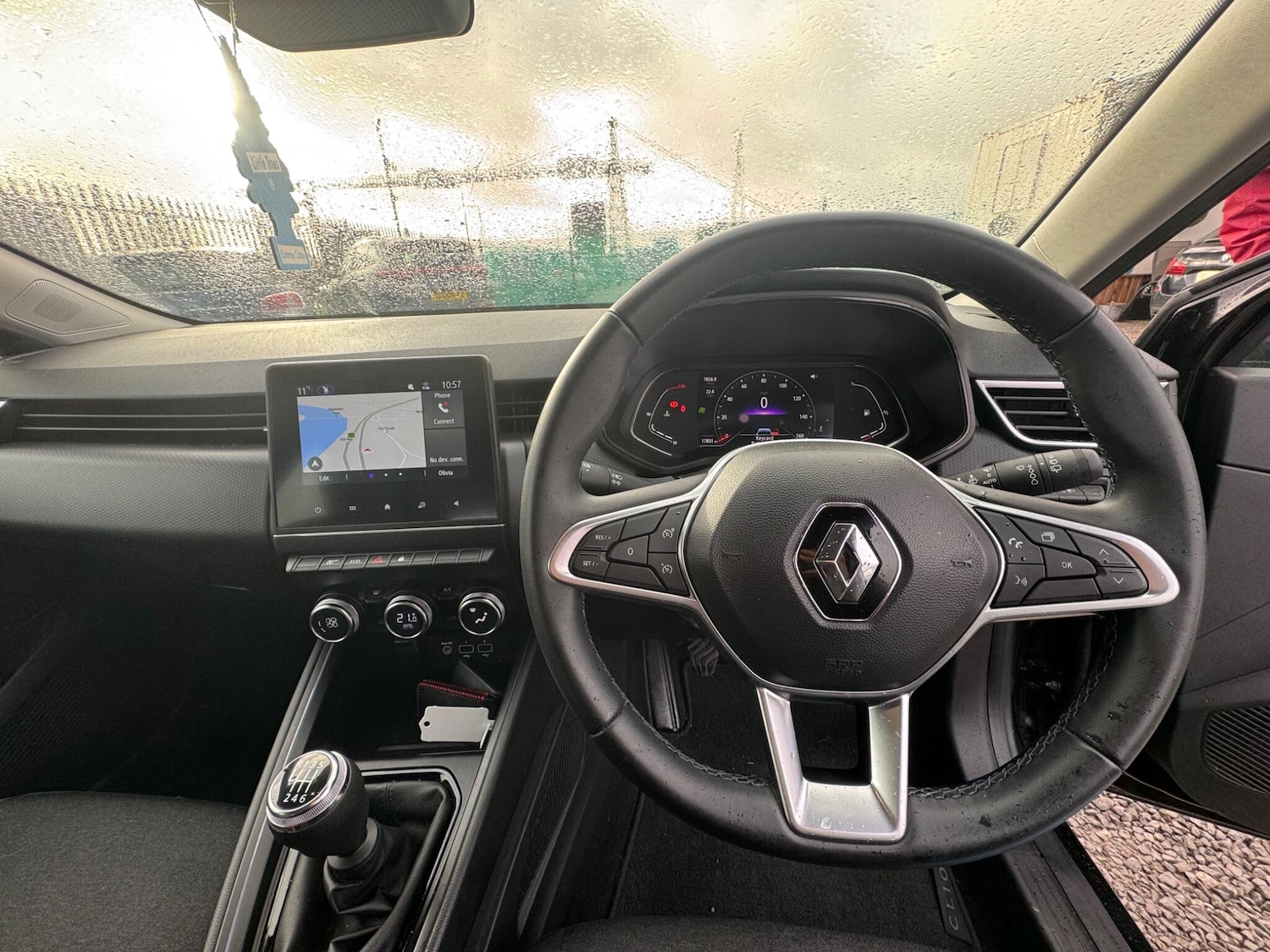 Used Renault Clio 2023 for sale - 76850456: Photo 18