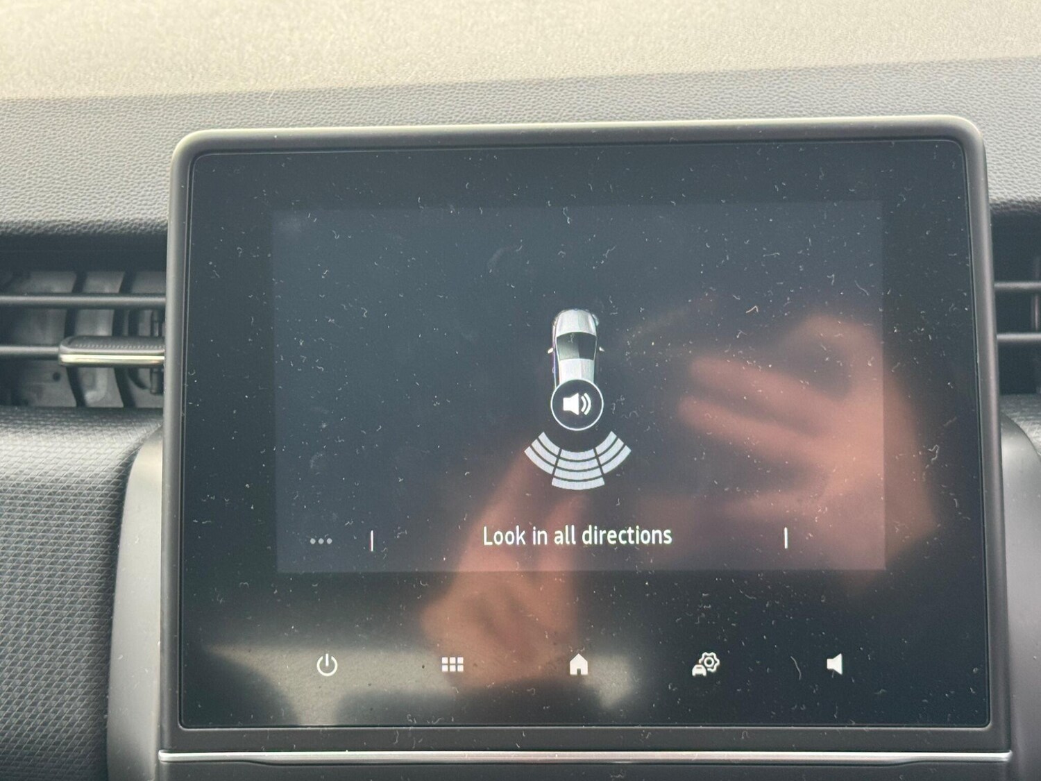 Used Renault Clio 2023 for sale - 76850456: Photo 26