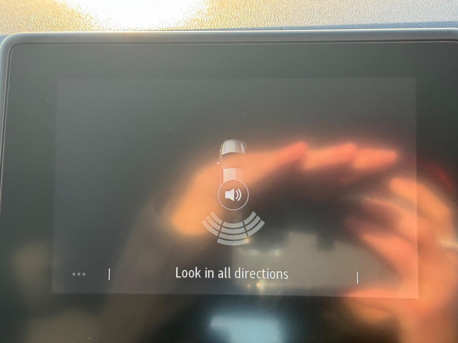 Used Renault Clio 2023 for sale - 76850456: Photo 51