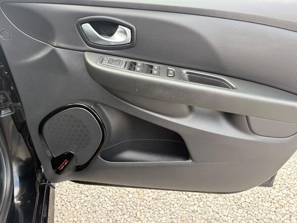 Used Renault Clio 2019 for sale - 75563184: Photo 25