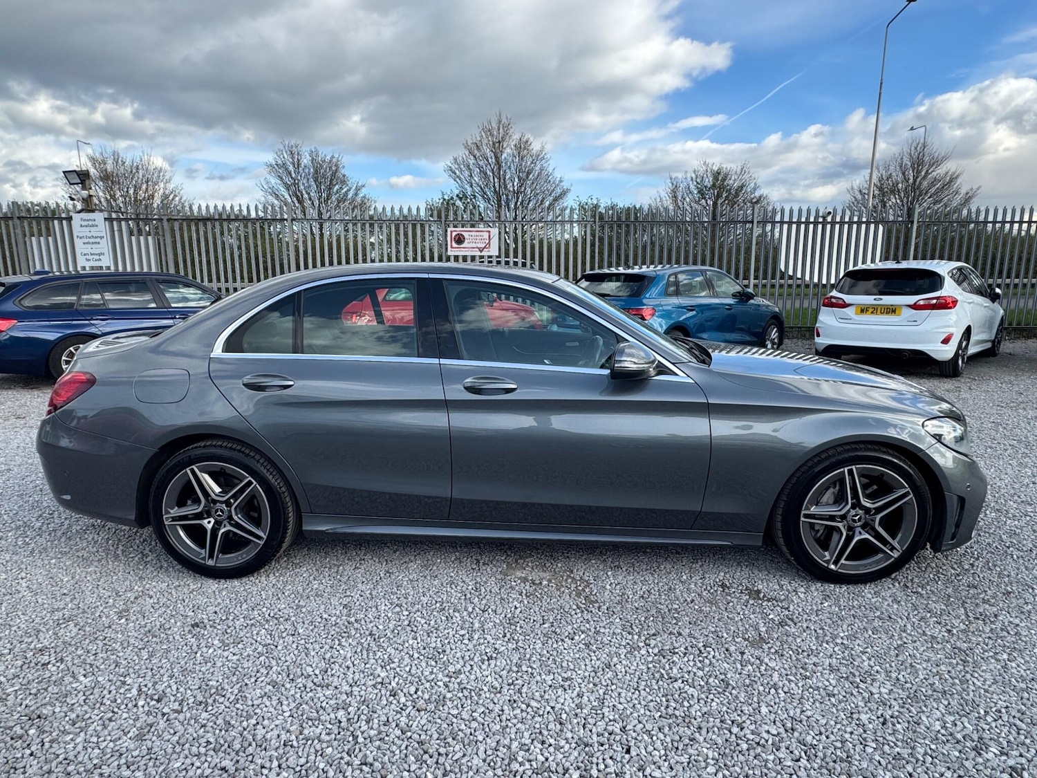 Used Mercedes-Benz C Class 2019 for sale - 77647089: Photo 14