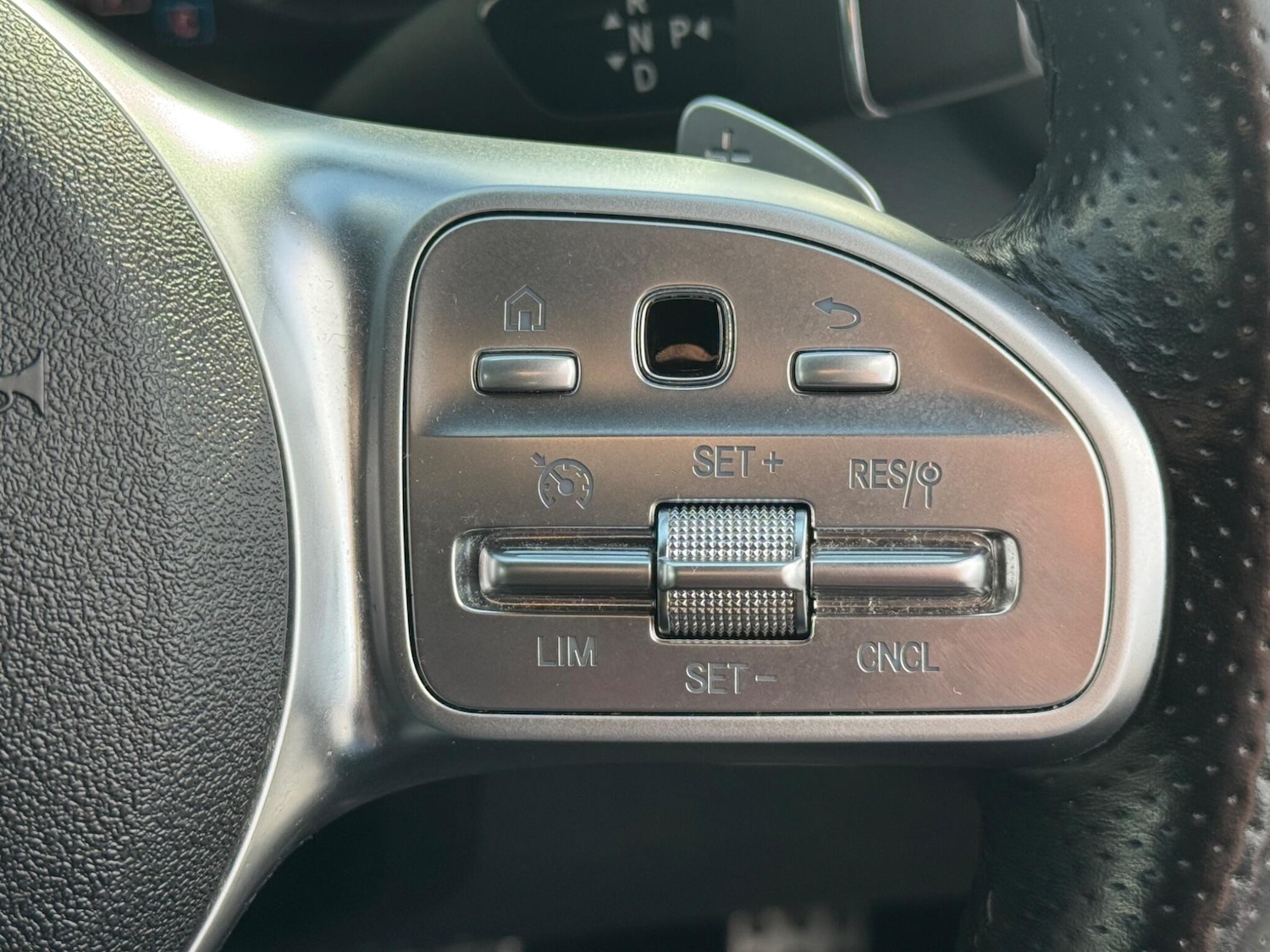 Used Mercedes-Benz C Class 2019 for sale - 77647089: Photo 34