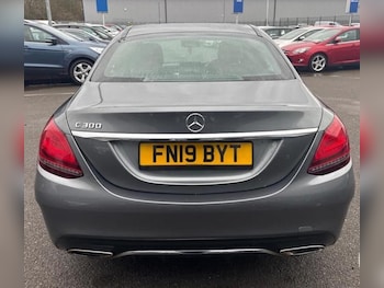 Used Mercedes-Benz C Class 2019 for sale - 77647089: Photo