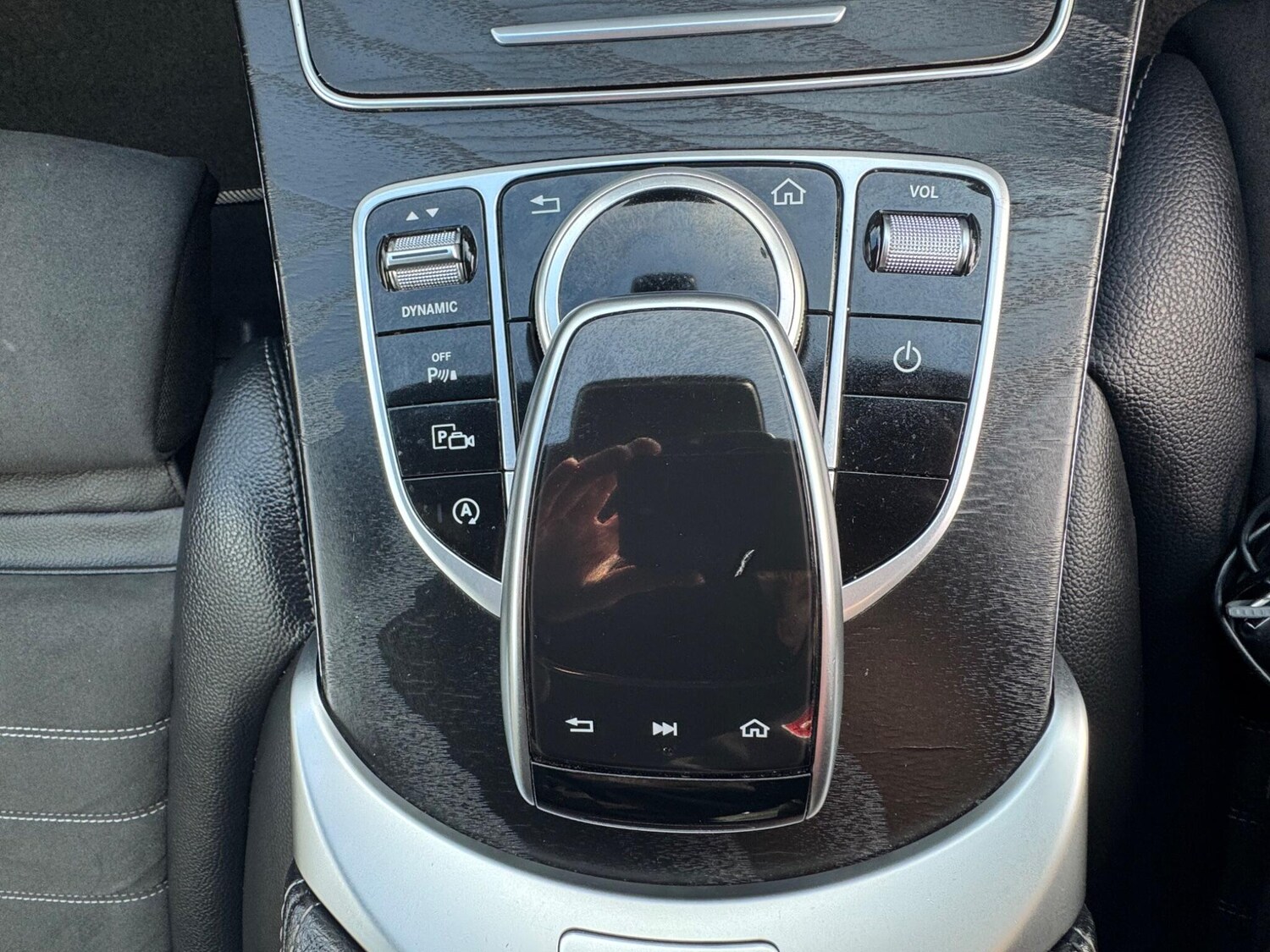 Used Mercedes-Benz C Class 2019 for sale - 77647089: Photo 59