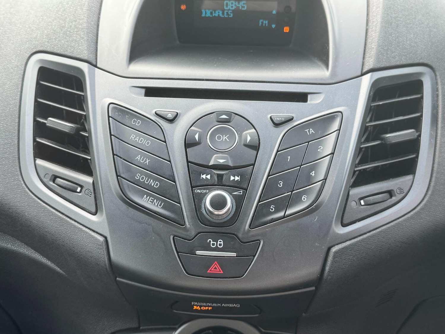 Used Ford Fiesta 2015 for sale - 76327059: Photo 19