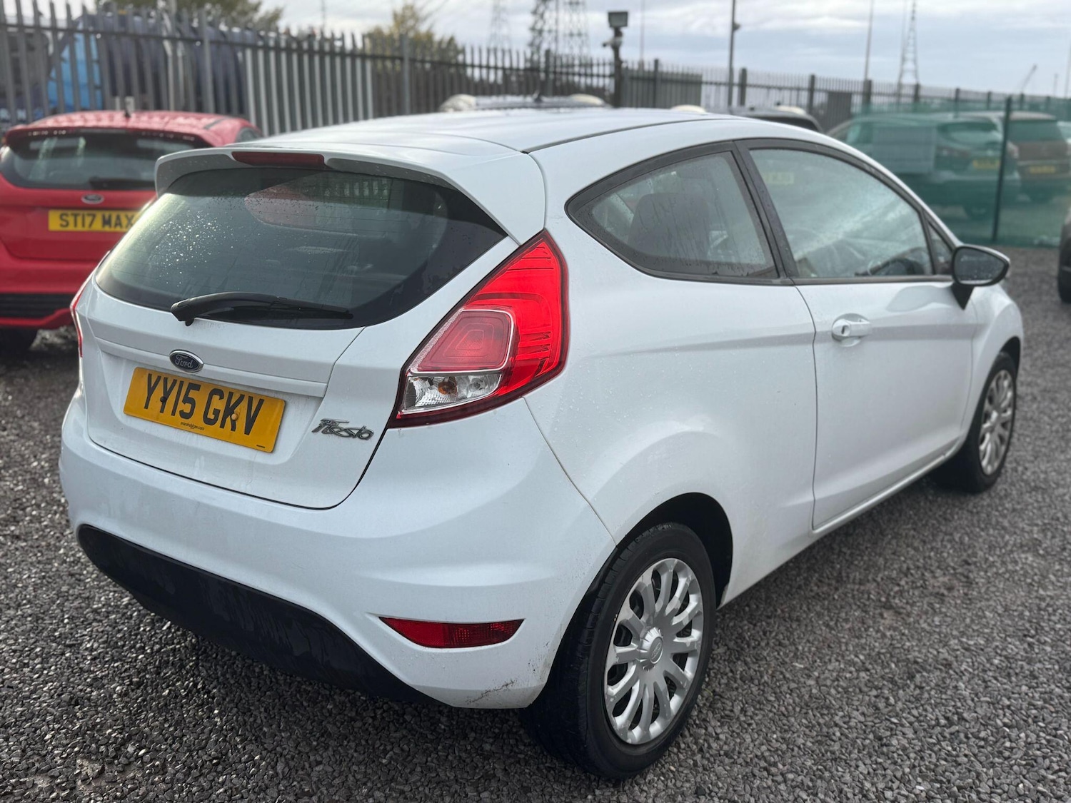 Used Ford Fiesta 2015 for sale - 76327059: Photo 3