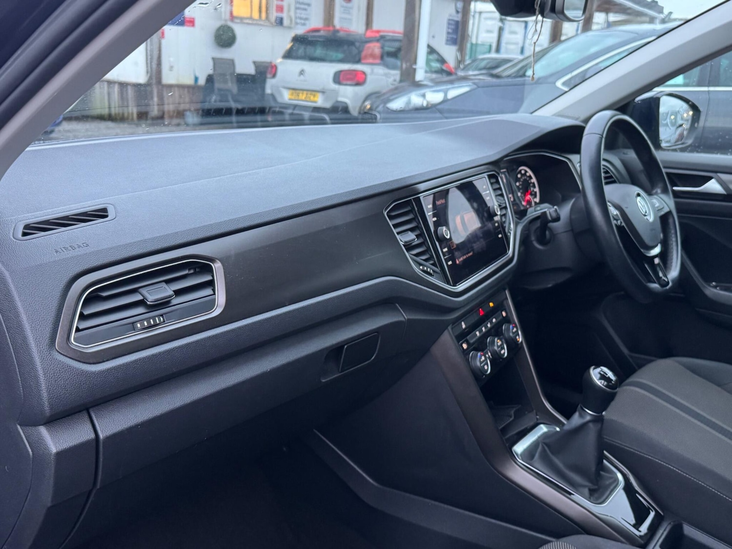 Used Volkswagen T-Roc 2018 for sale - 77279015: Photo 16