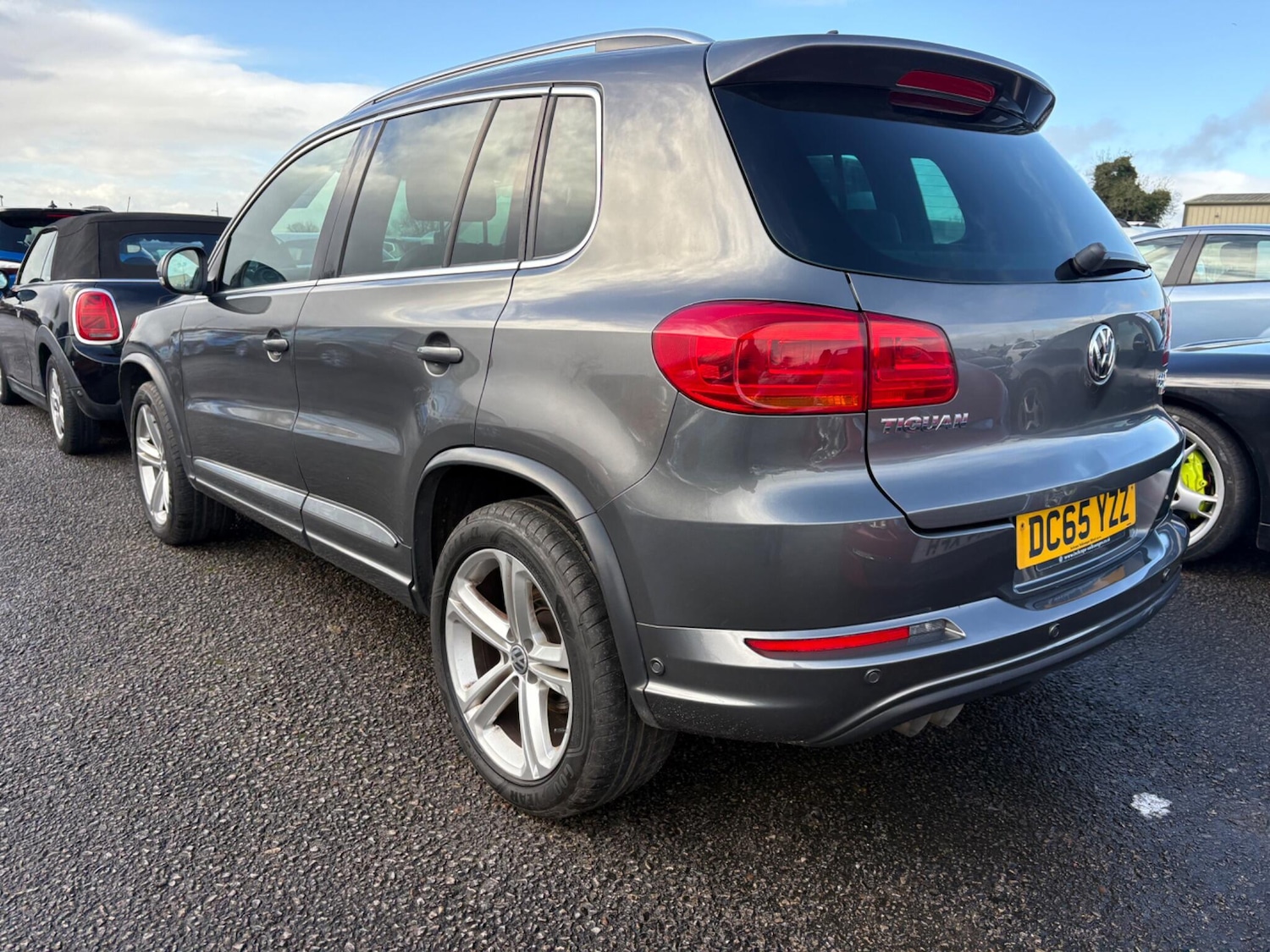 Used Volkswagen Tiguan 2015 for sale - 77524594: Photo 2