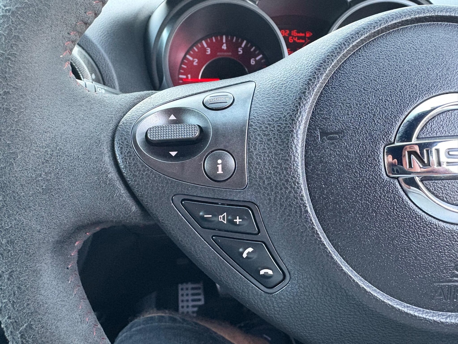 Used Nissan Juke 2015 for sale - 76121264: Photo 51