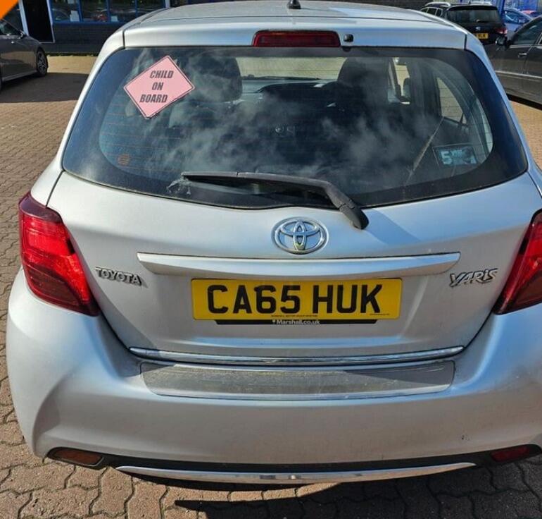 Used Toyota Yaris for sale - 78127900: Photo 4