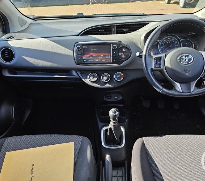 Used Toyota Yaris for sale - 78127900: Photo 7