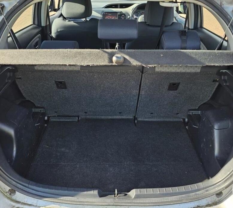 Used Toyota Yaris for sale - 78127900: Photo 8