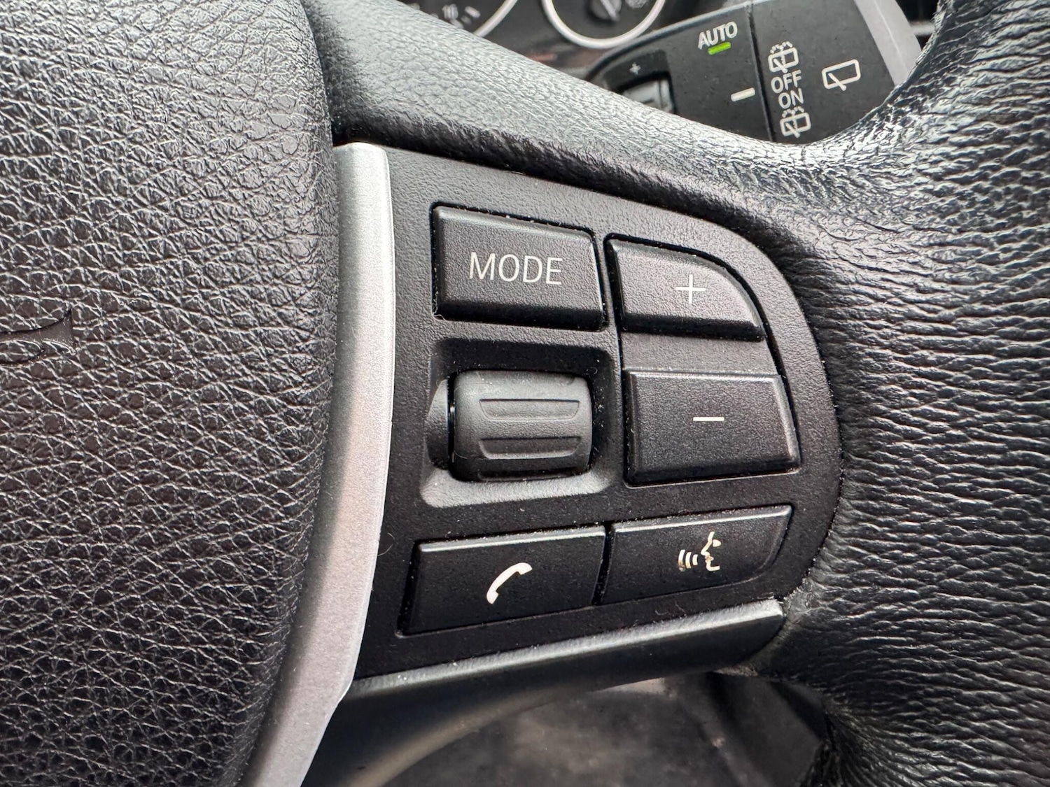 Used BMW 3 Series 2017 for sale - 77564896: Photo 26