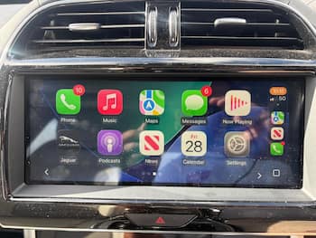 Used Jaguar XE 2019 for sale - 79669465: Photo