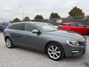 Used Volvo V60 2018 for sale - 76306595: Photo