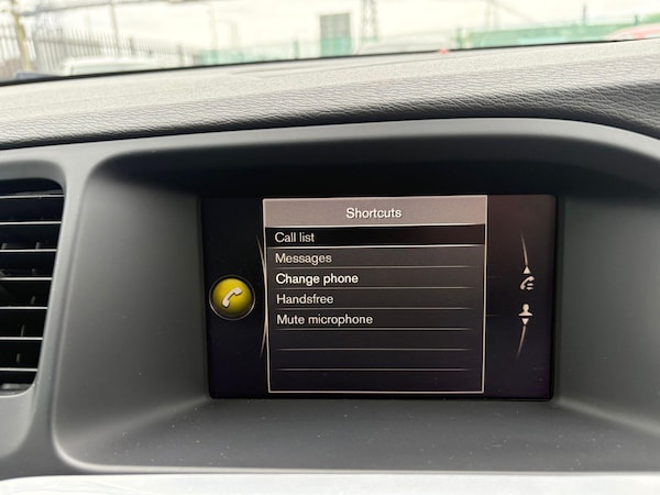 Used Volvo V60 2018 for sale - 76306595: Photo 21