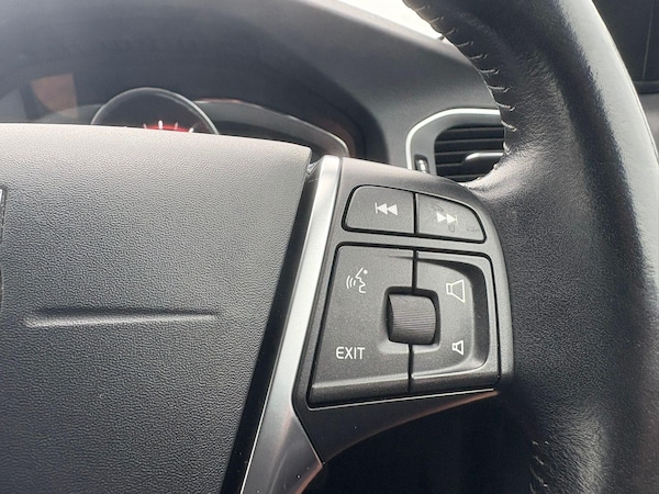 Used Volvo V60 2018 for sale - 76306595: Photo 29