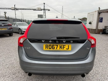 Used Volvo V60 2018 for sale - 76306595: Photo