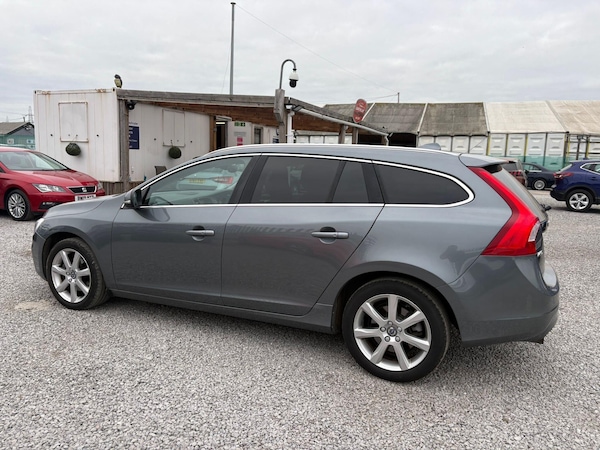 Used Volvo V60 2018 for sale - 76306595: Photo 5