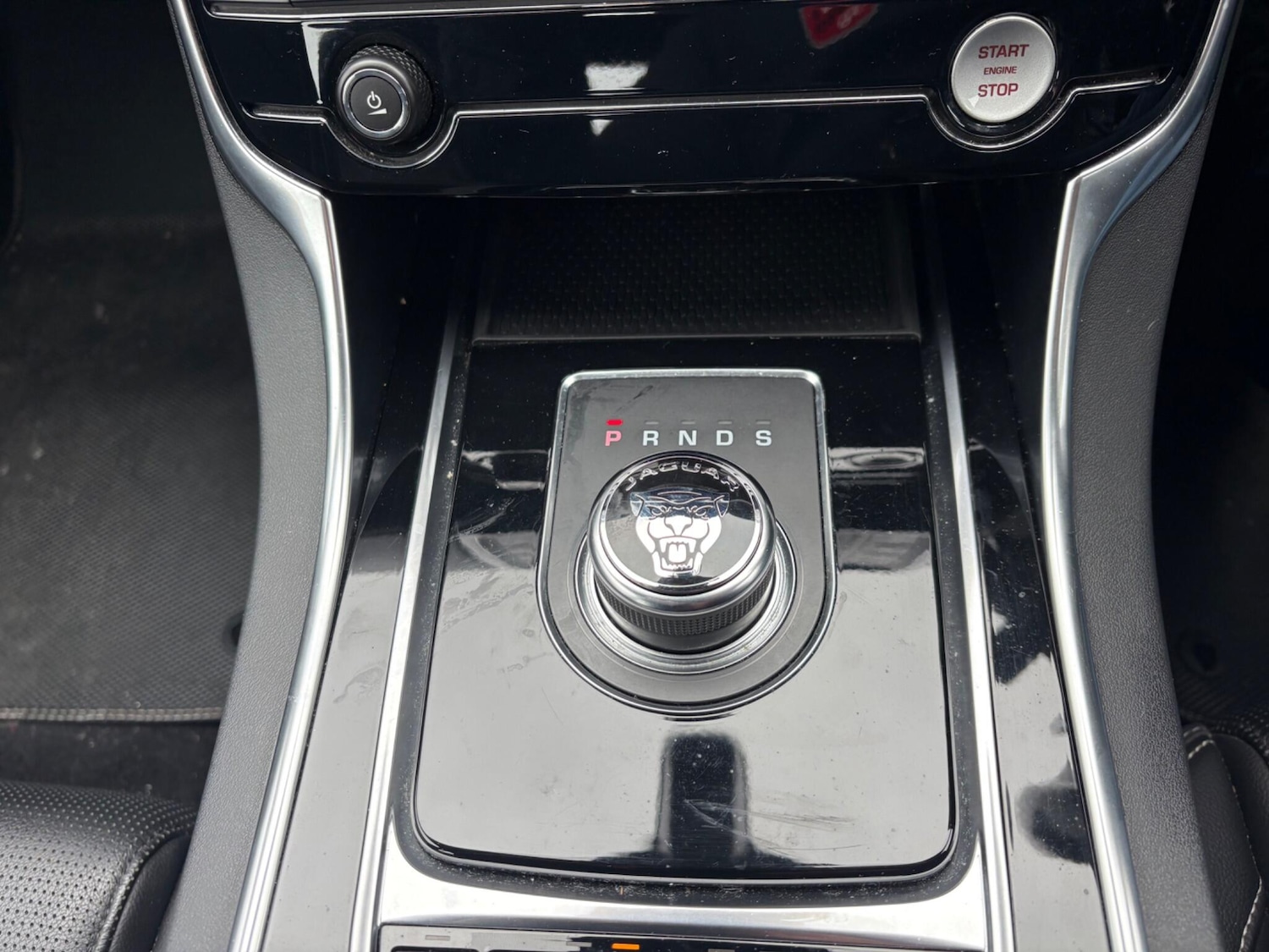 Used Jaguar XE 2018 for sale - 77793436: Photo 39