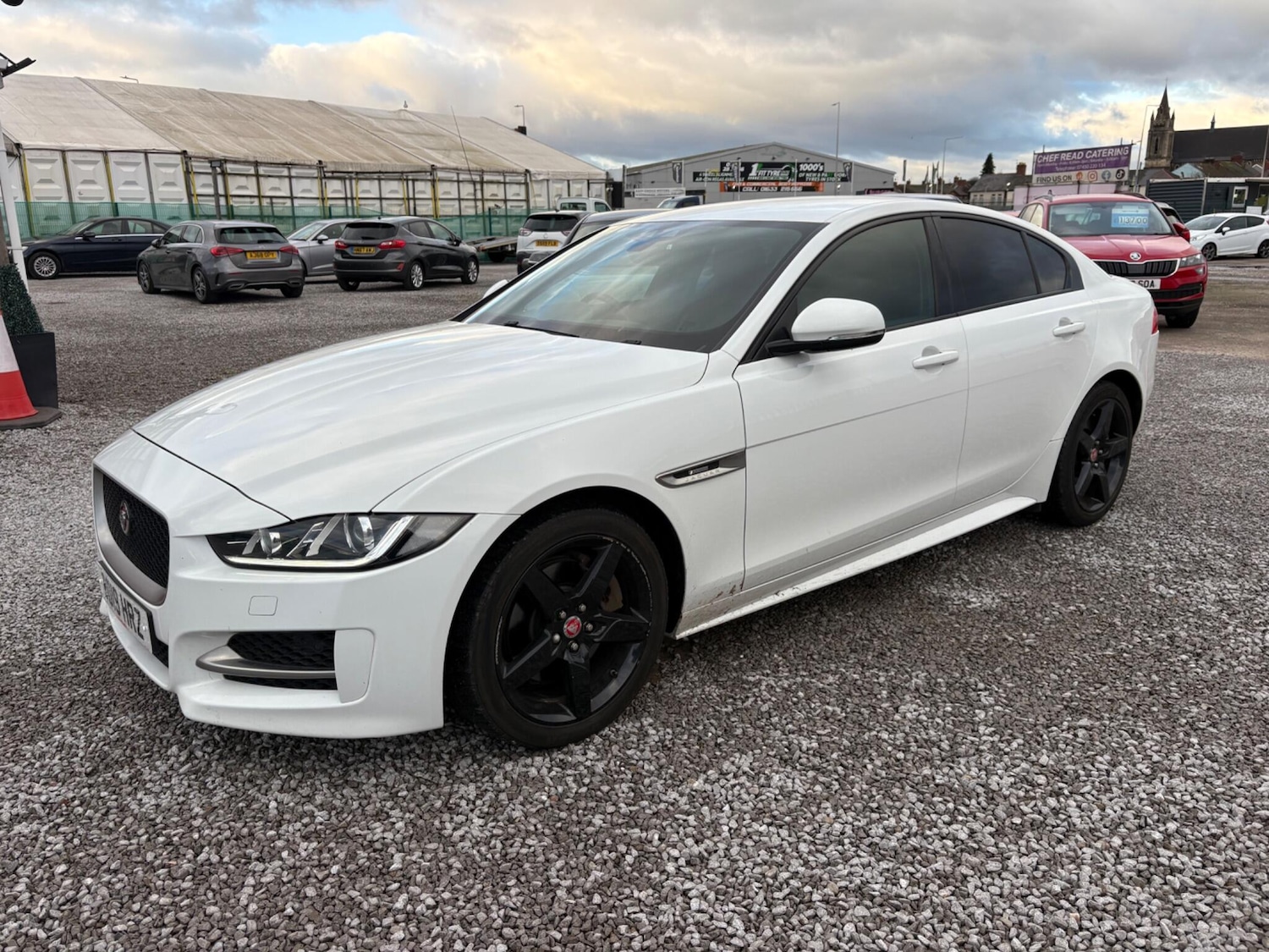 Used Jaguar XE 2019 for sale - 76688898: Photo 1