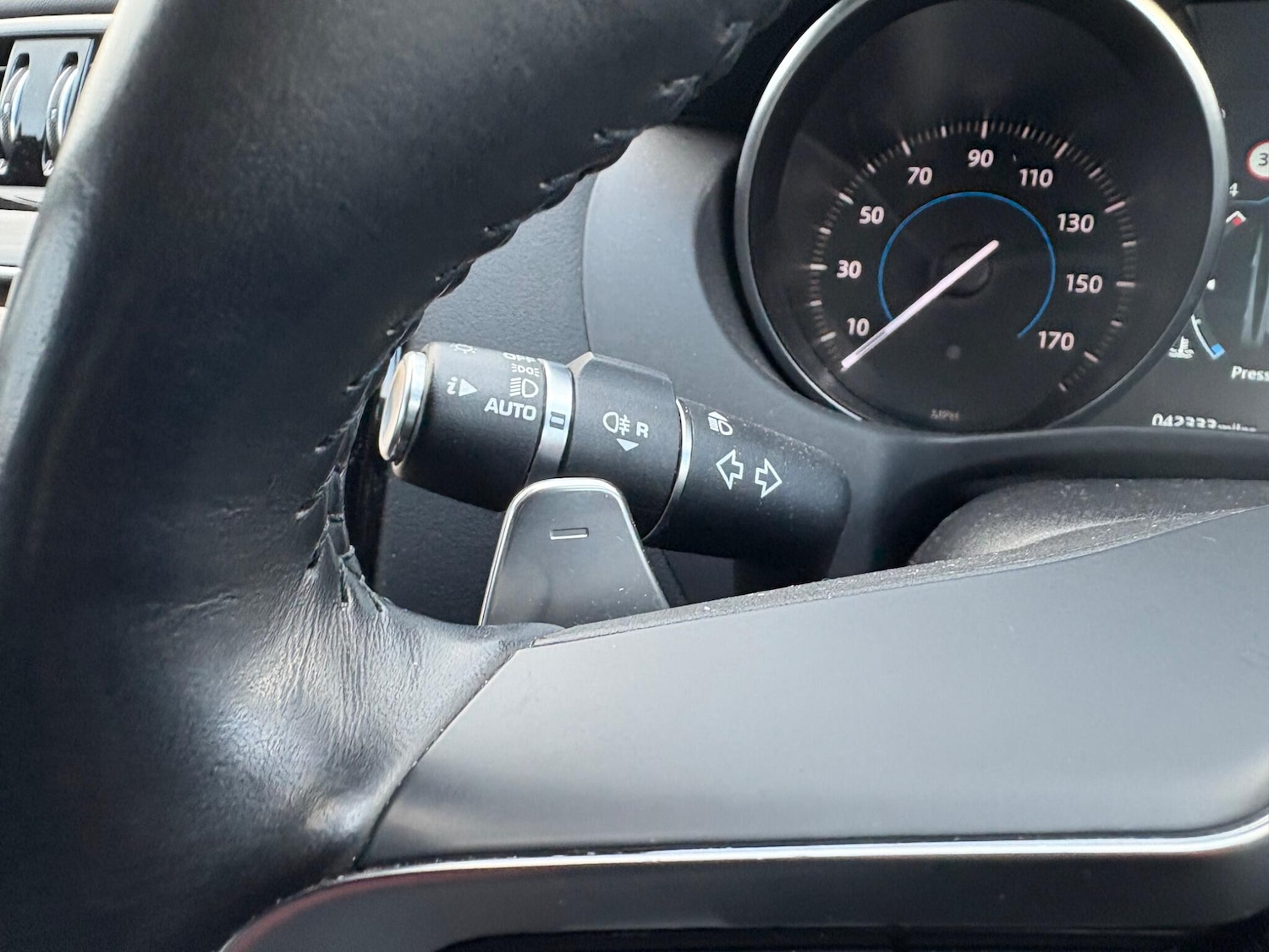 Used Jaguar XE 2019 for sale - 76688898: Photo 23