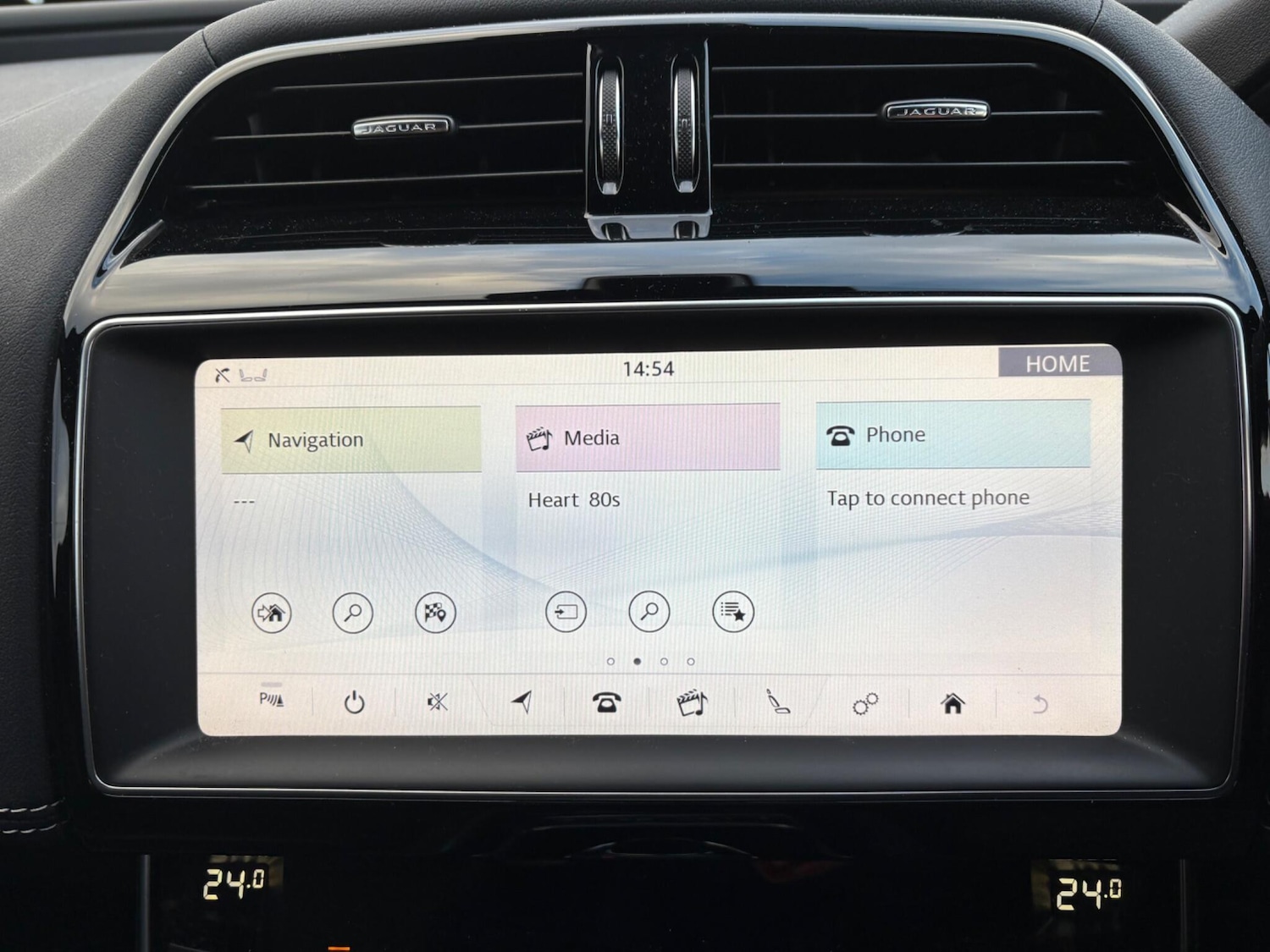 Used Jaguar XE 2019 for sale - 76688898: Photo 24