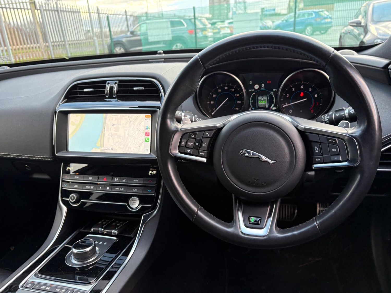 Used Jaguar XE 2019 for sale - 76688898: Photo 35