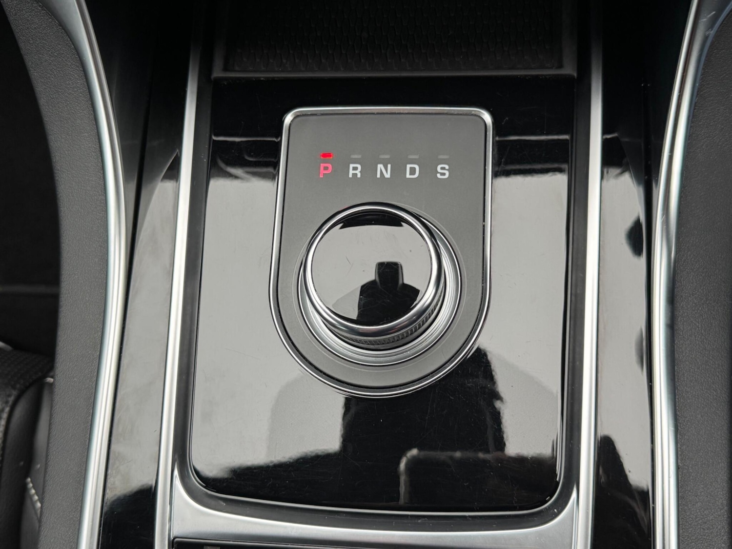 Used Jaguar XE 2019 for sale - 76688898: Photo 43