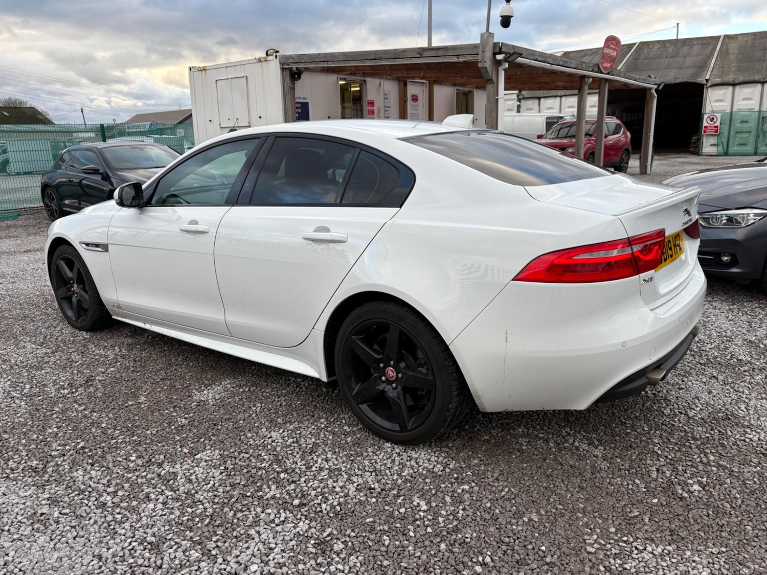 Used Jaguar XE 2019 for sale - 76688898: Photo 7