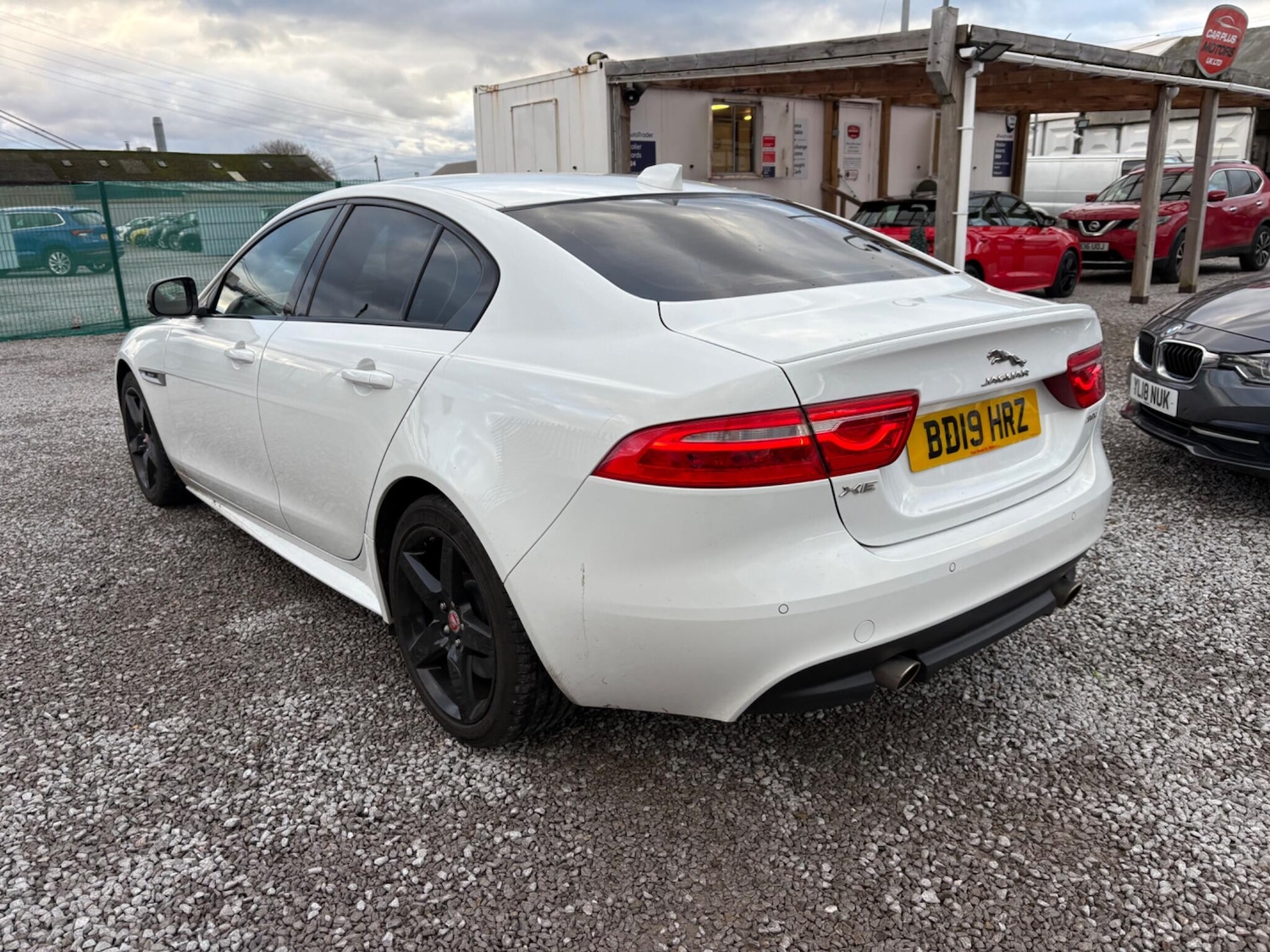 Used Jaguar XE 2019 for sale - 76688898: Photo 8