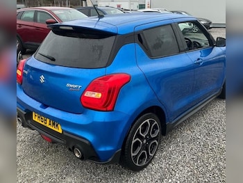 Used Suzuki Swift 2019 for sale - 77550500: Photo