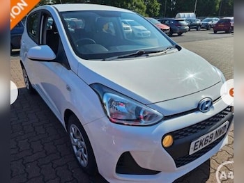 Used Hyundai i10 2019 for sale - 79552763: Photo