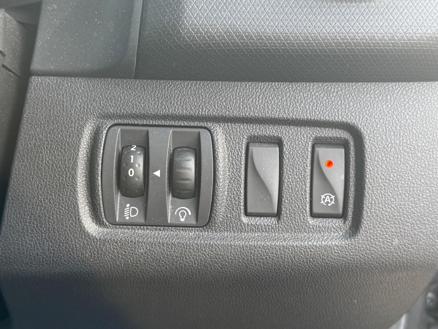 Used Renault Clio 2019 for sale - 78100378: Photo 22